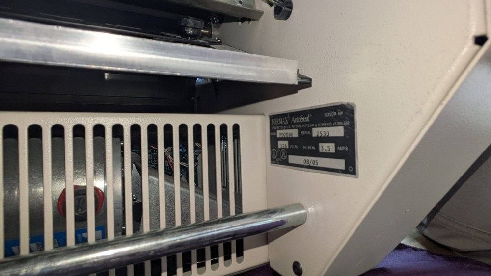 FORMAX FD2000 AutoSeal Folder Sealer with FD200030 Conveyor ~ See Video