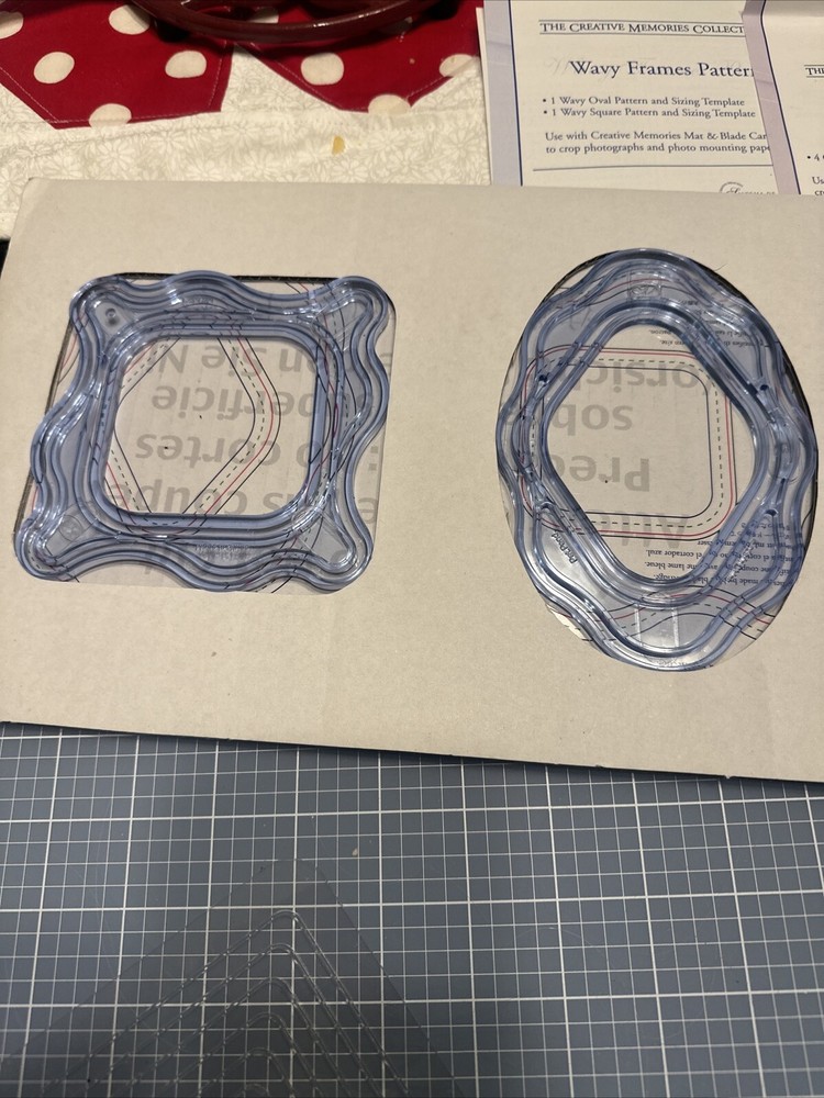 Creative Memoriesoval And Wavyy Patterns, Mat