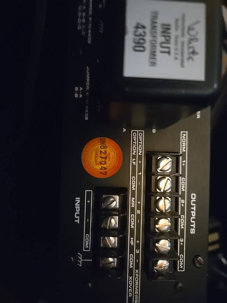 White Instruments Model 4400 Rack Mount Graphic Equalizer