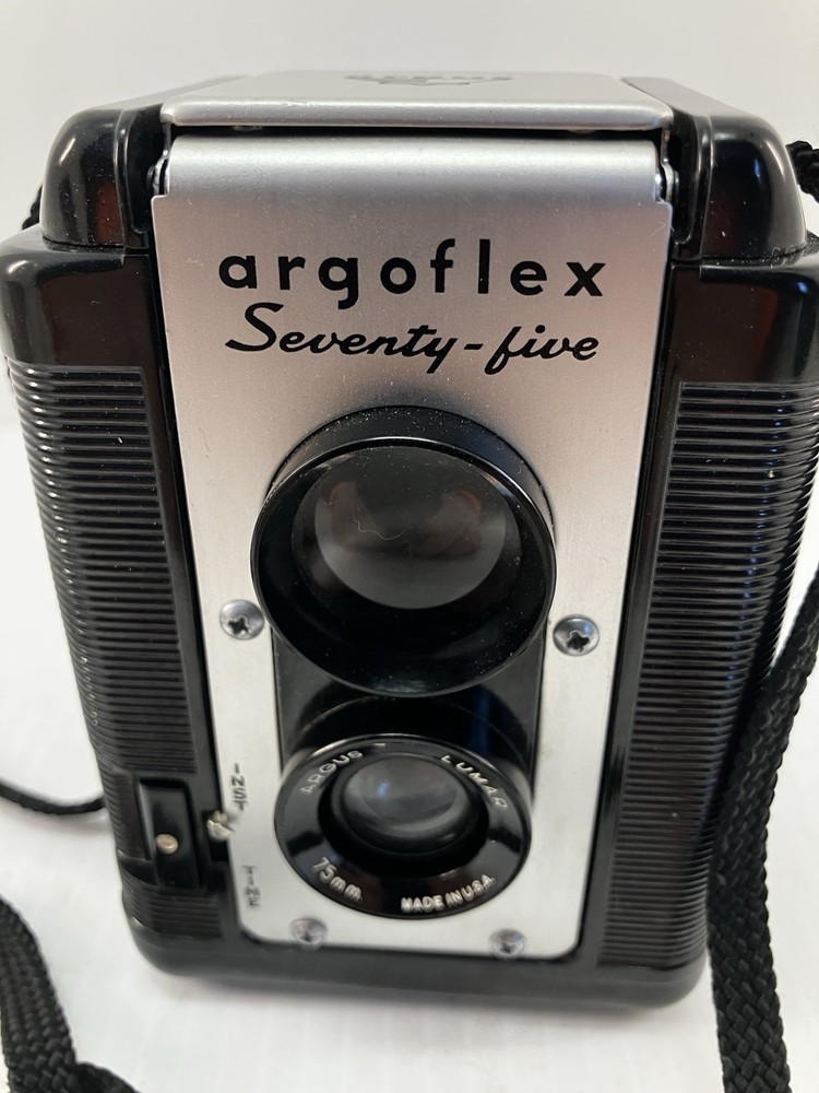 Vintage CAMERA Argus Argoflex Seventy Five 75