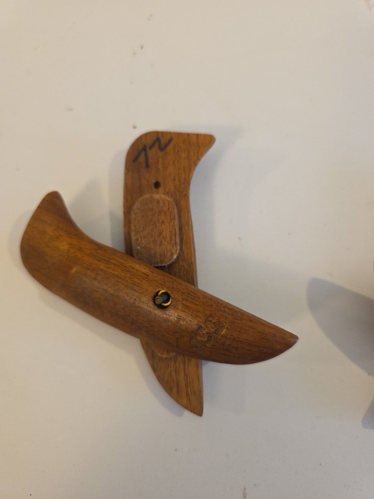 CSS Bow Grip Wooden Lot