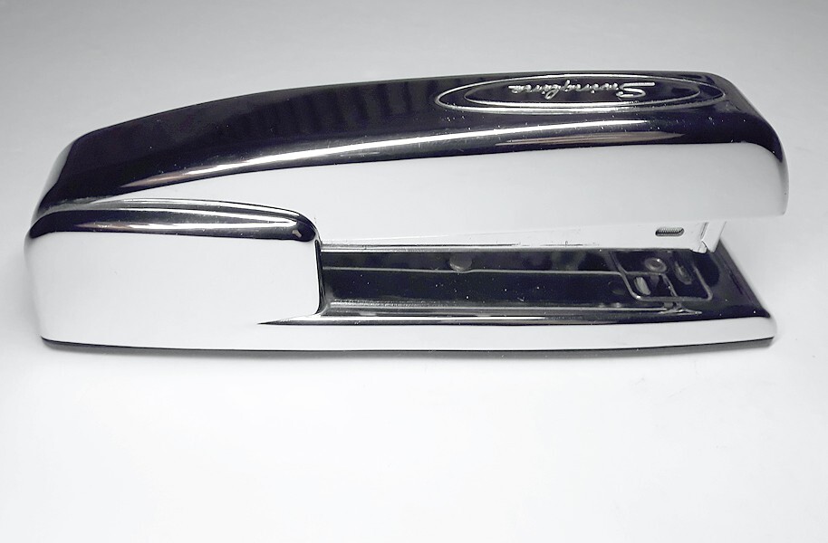 SWINGLINE ▪️747▪️ POLISHED CHROME DESKTOP STAPLER 🔸️ VERY CLEAN