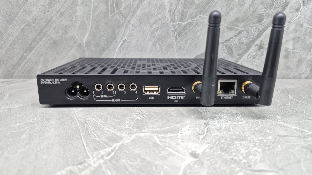 Control 4 Home Automation System Controller(C4-EA1)-Black