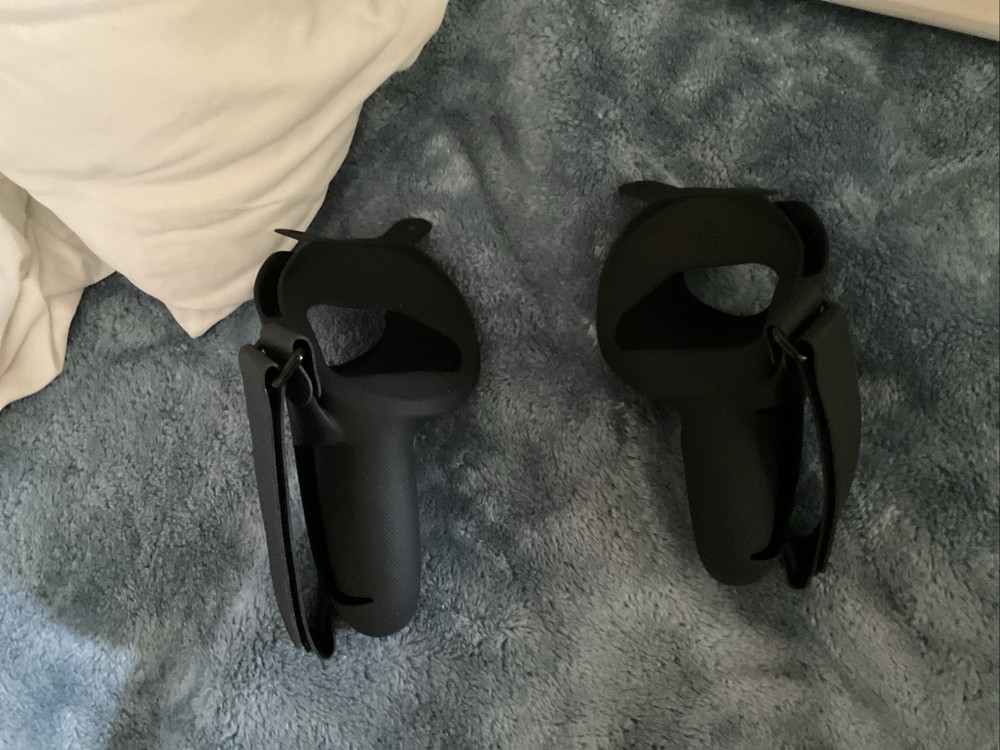 Meta Quest 2 Virtual Reality Headset 256GB bundle (description For More Info)