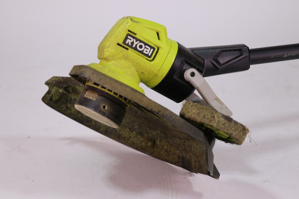 USED Ryobi ONE+ 18V 13" Cordless Battery String Trimmer/Edger (Tool Only) P20018
