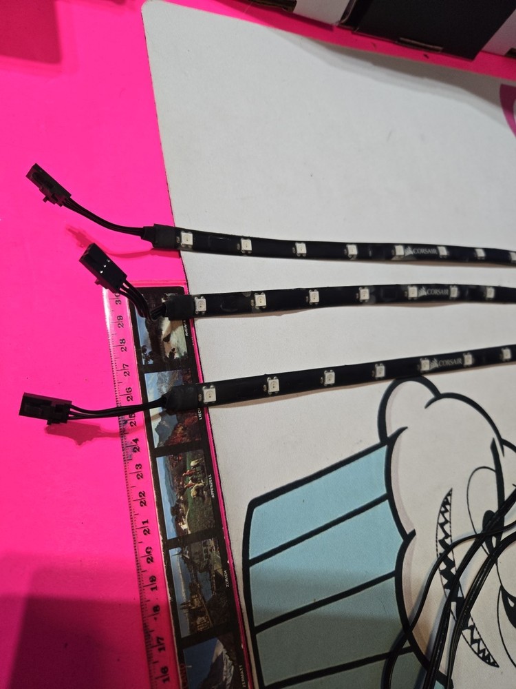 Corsair - iCue Lighting Node Pro Controller & 3 LED Strips & 3 Extensions