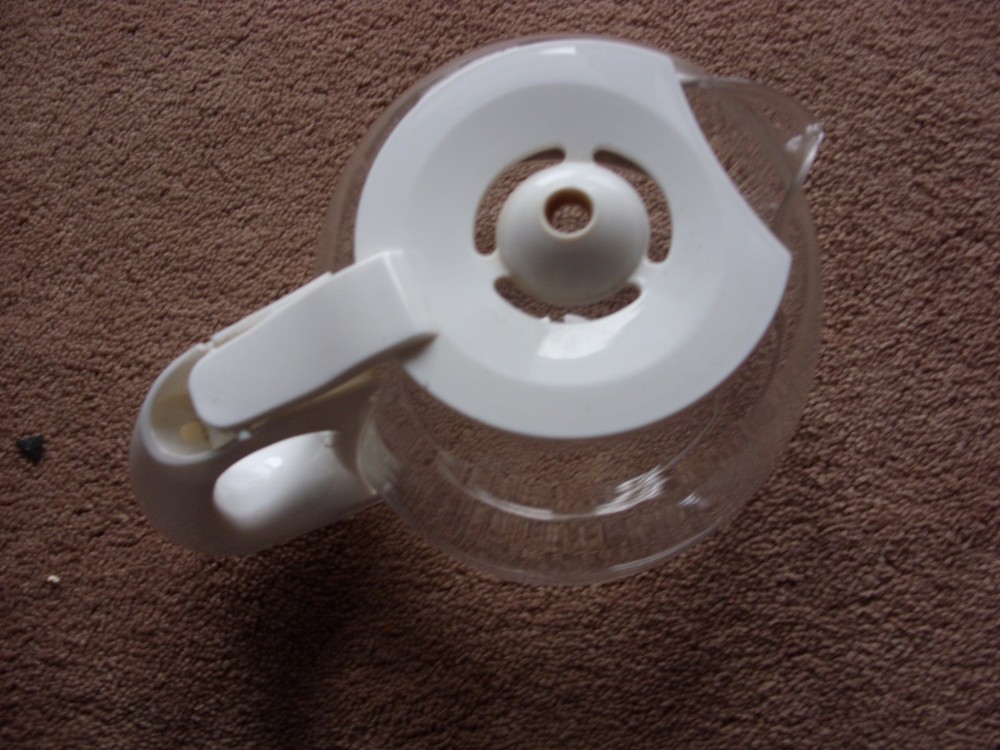 BLACK+DECKER 12-Cup caraffe with lid ex -condition
