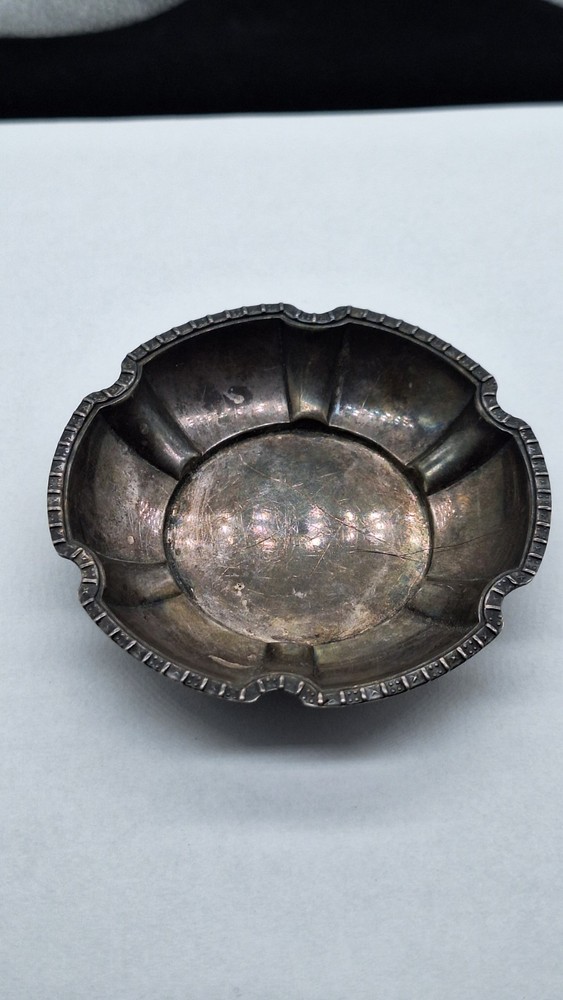 830 Silver Scrap Dish 24.36g