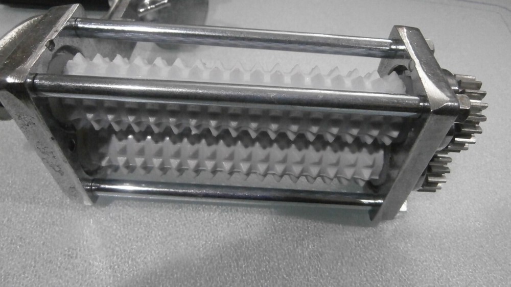 RLOZUI Heavy Duty Manual Meat Tenderizer