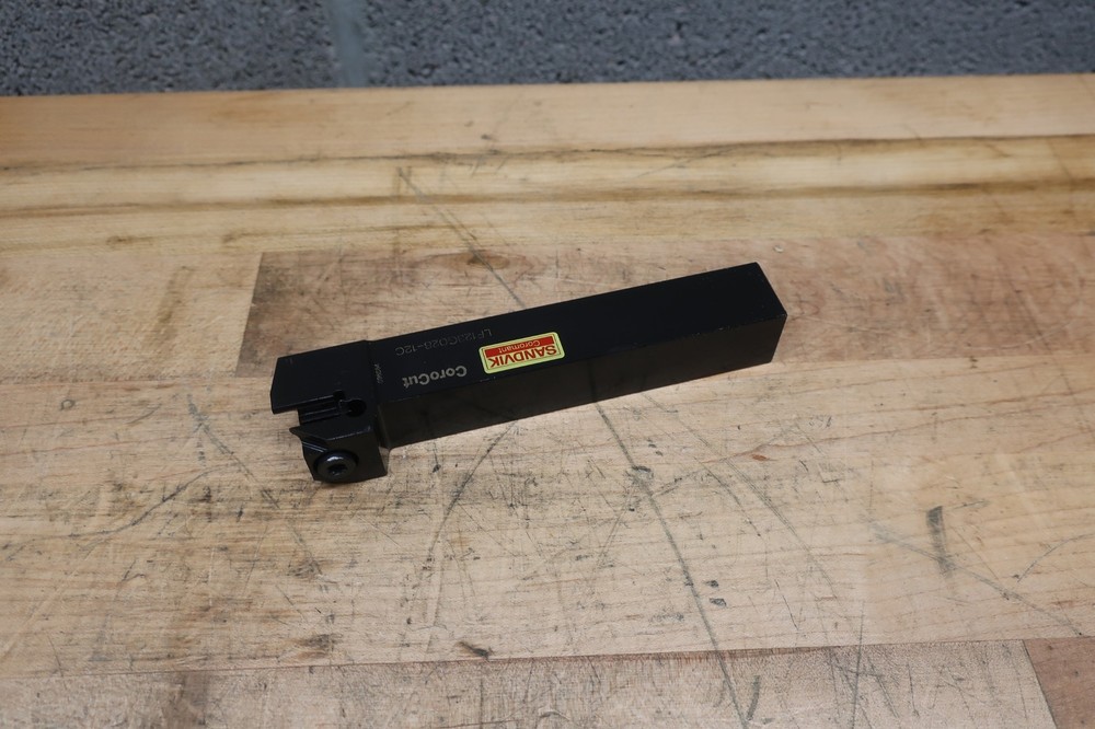 Sandvik LF123G028-12C | CoroCut Rectangular Shank Tool 3/4"