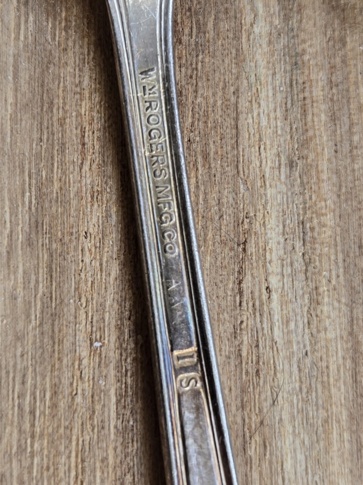 2 Wm Rogers Silverplate Teaspoons