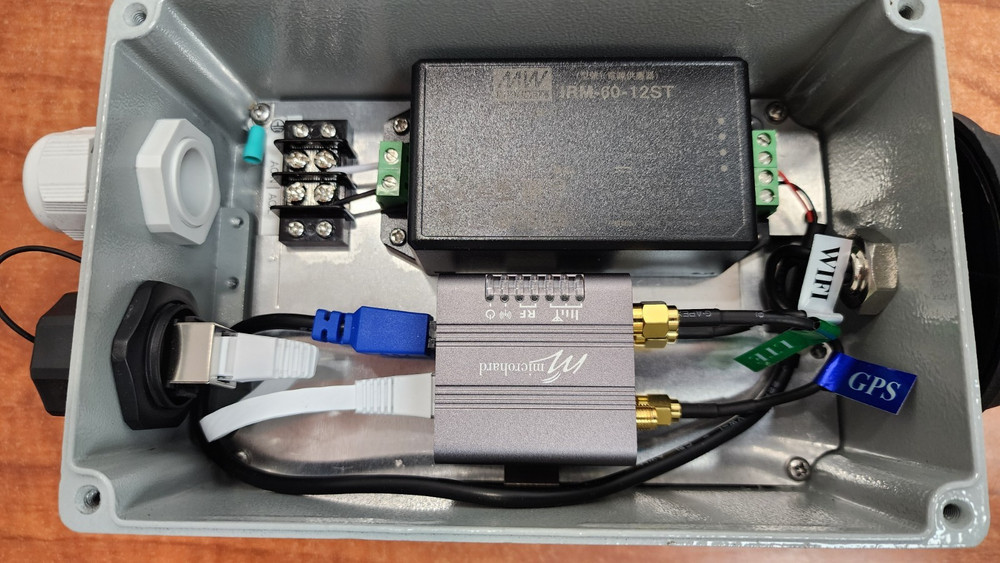 Microhard Systems WEV100 100-240V Wireless EV Gateway 1.8A