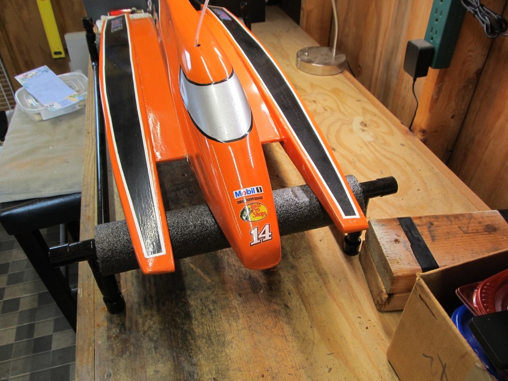 Tunnel Hull Outboard RC Boat