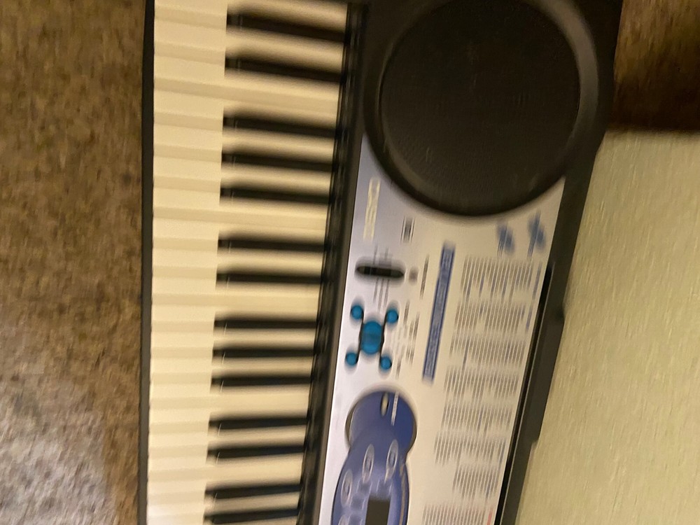 🌊 Casio Lk-40 61 Keyboard Polyphonic Synth Key Lighting System 100 Tones Songs