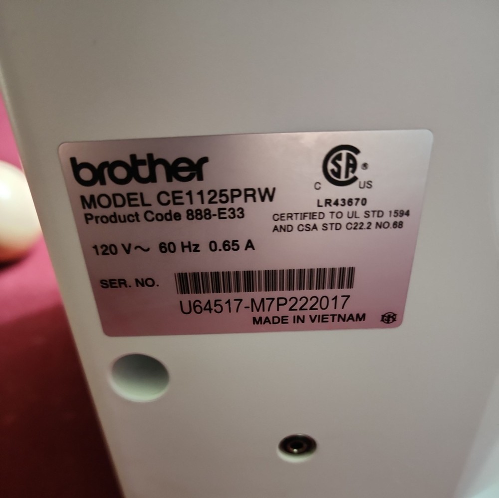 Brother Project Runway CE1125PRW Computerized Sewing