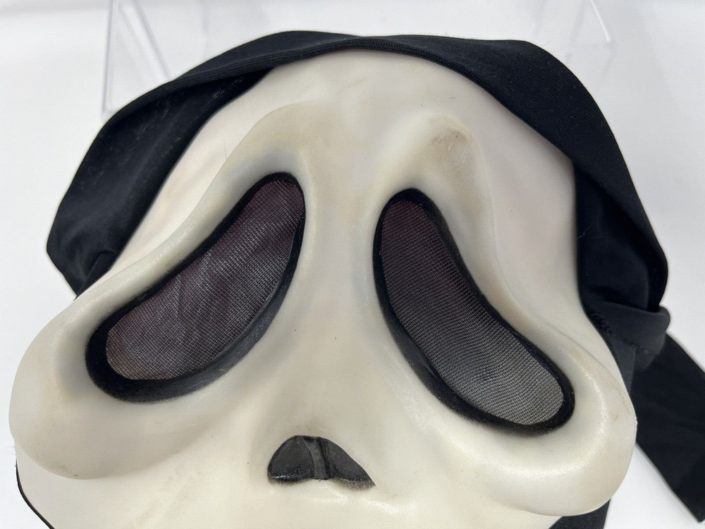 Vintage 2011 Scream Ghost Face Mask S9206 Easter Unlimited Fun World