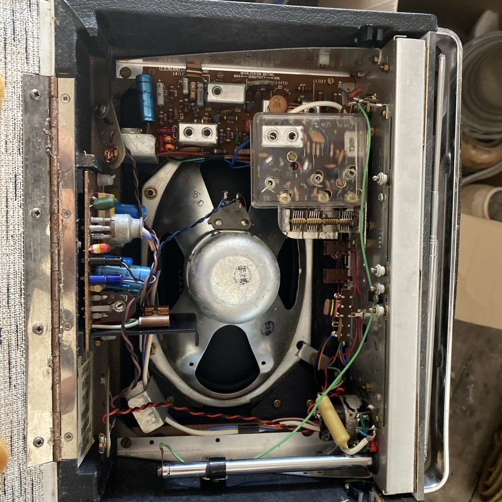 Hacker VHF Herald Portable RP37