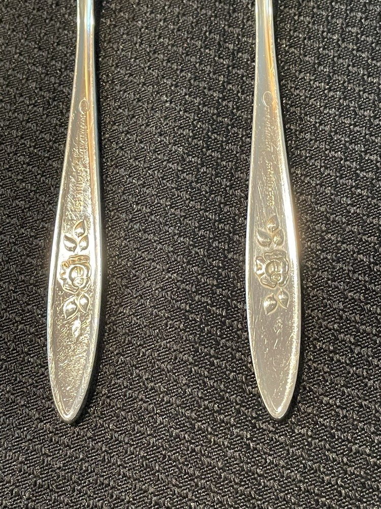3 Oneida Community Stainless Burnished Handles Teaspoons 6 1/8”