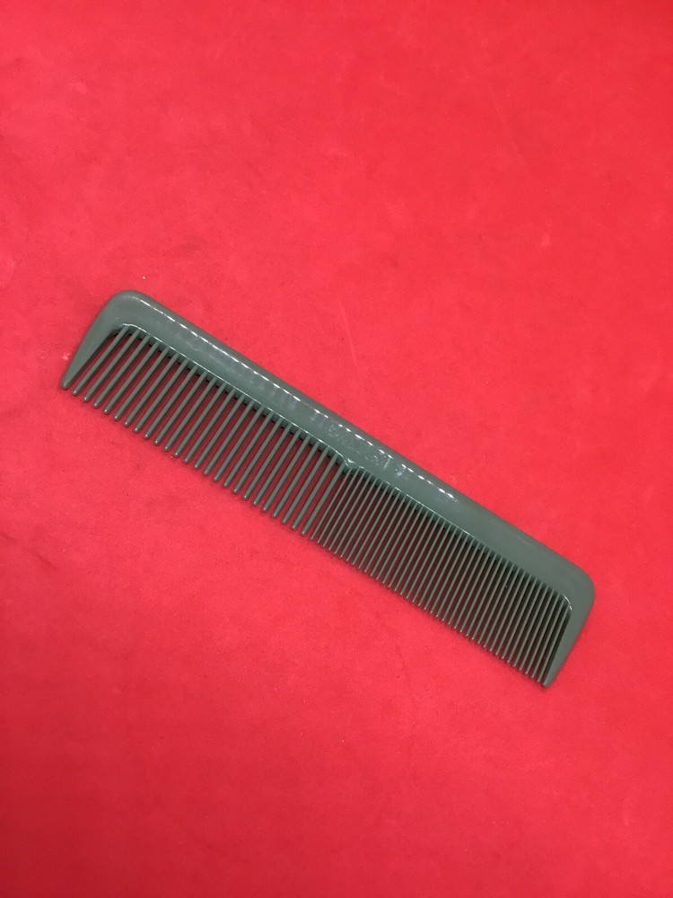 Stanley Home Products - Green Plastic Comb