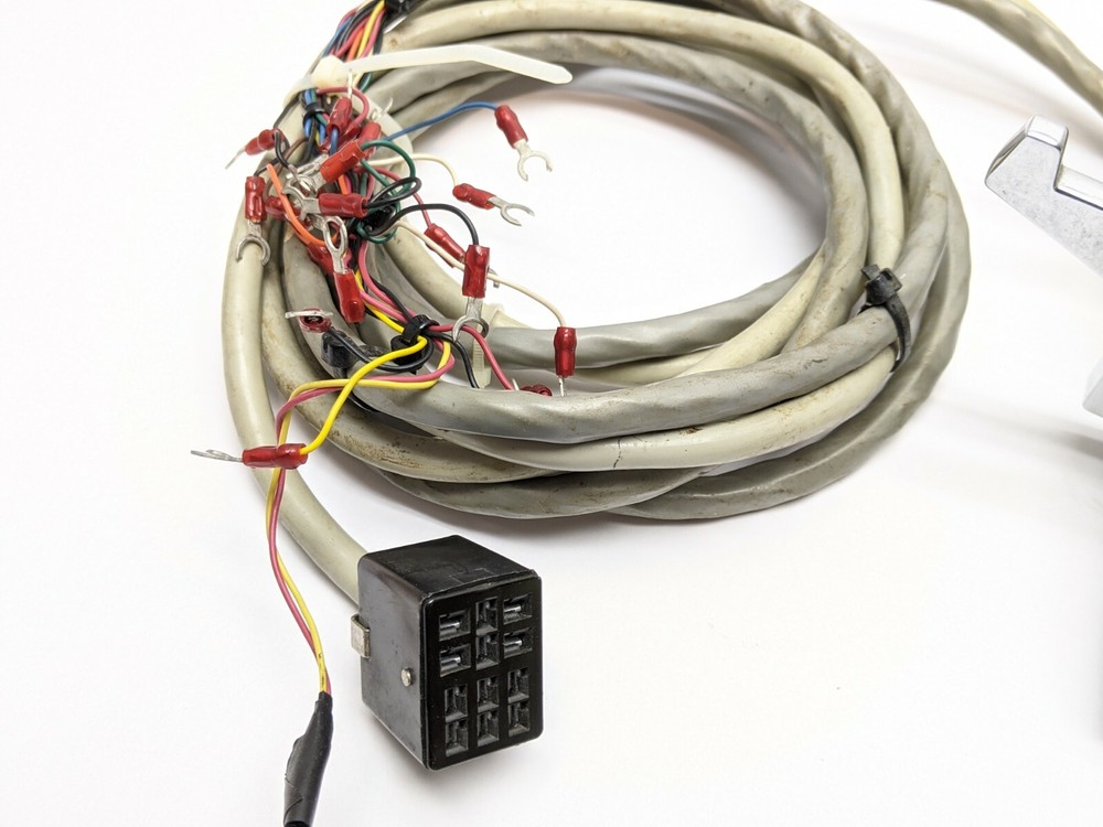 Gai-Tronics 621C Subset Desk-Top Station