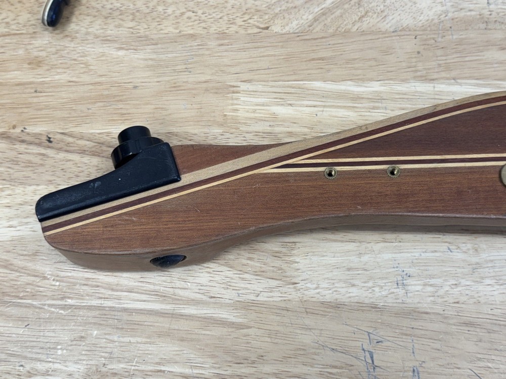 Vintage bullseye take down recurve archery bow