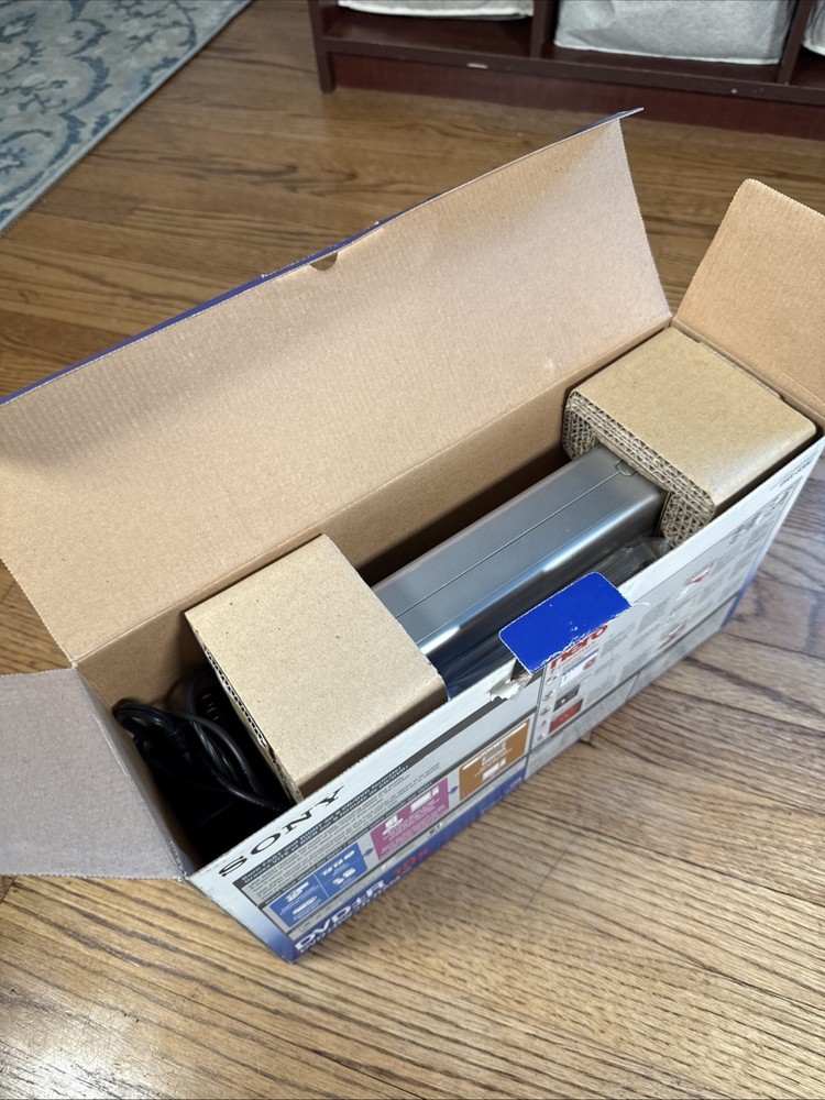 Sony DRX-830U DVD/CD Rewriteable Drive 18x w/ Box