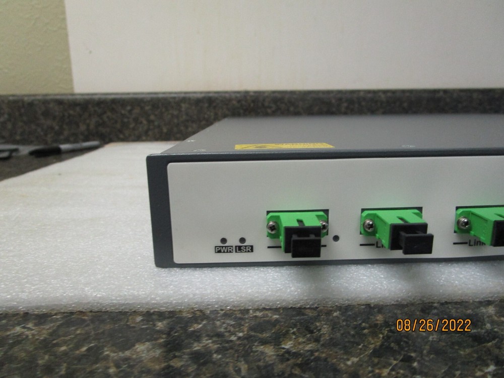 Corning MobileAccess Optical Central Hub OCH-GX-8-XR