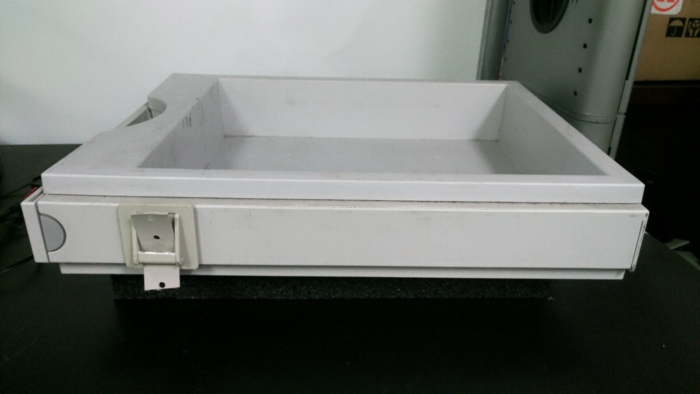COHESIVE Technologies Solvent Cabinet
