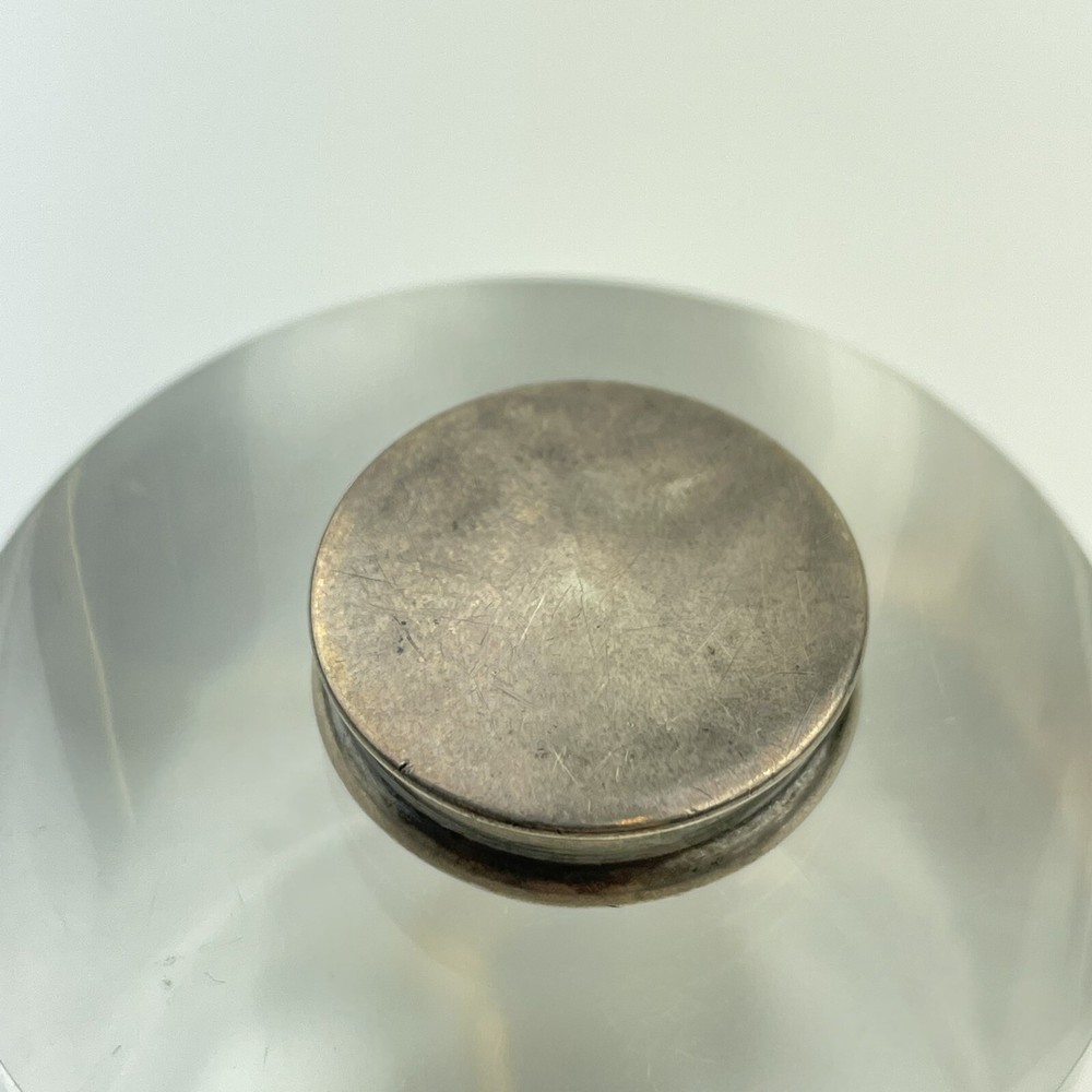 Antique Solid Silver Round Pill Box M & C Lister Ltd 1908 Diameter 2.2cm