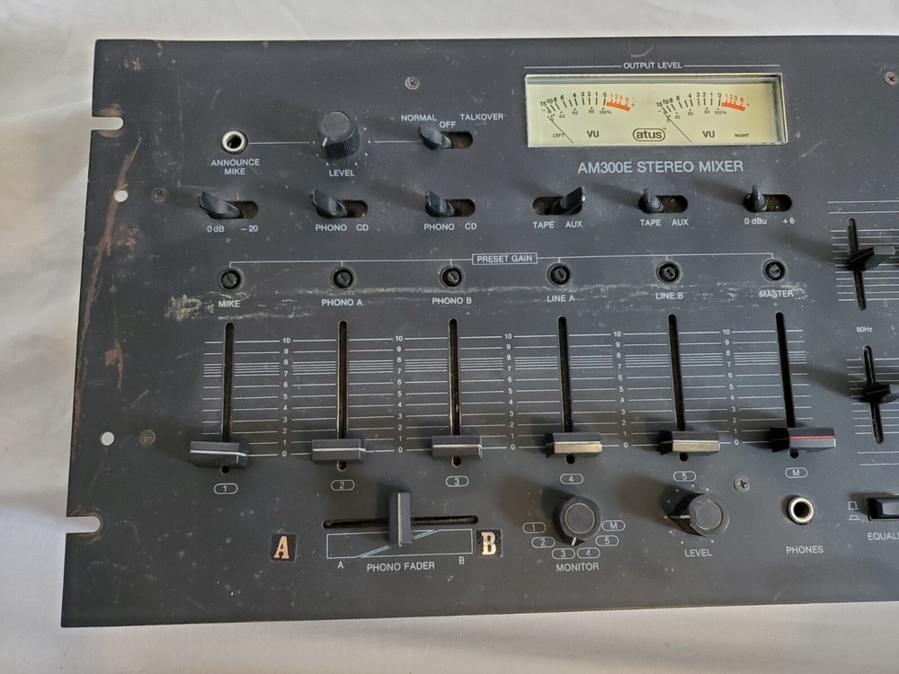 Atus AM300E Stereo DJ Mixer - Working