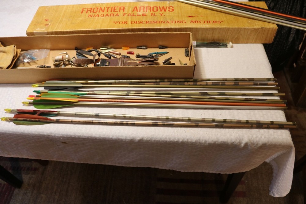 Bowhunter Bow Archery Large Lot Arrows, Points and More