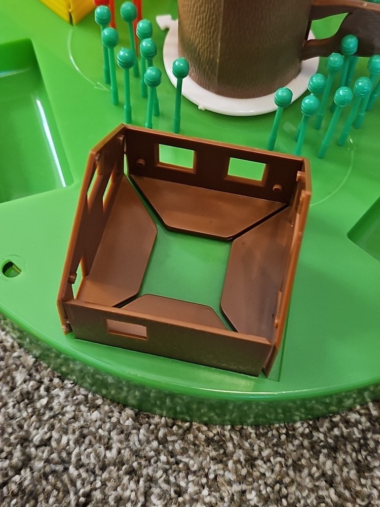 1968 VINTAGE Huff 'N Puff Board Game - Schaper Complete?