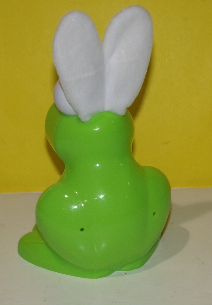 Big Chewy Nerds Candy Easter 7” Plastic Container Green w/ White Bunny Ears