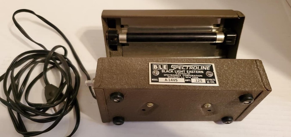 BLE 6.5" Spectroline Black Light Eastern Model A-14VS Working Machine & Bulb