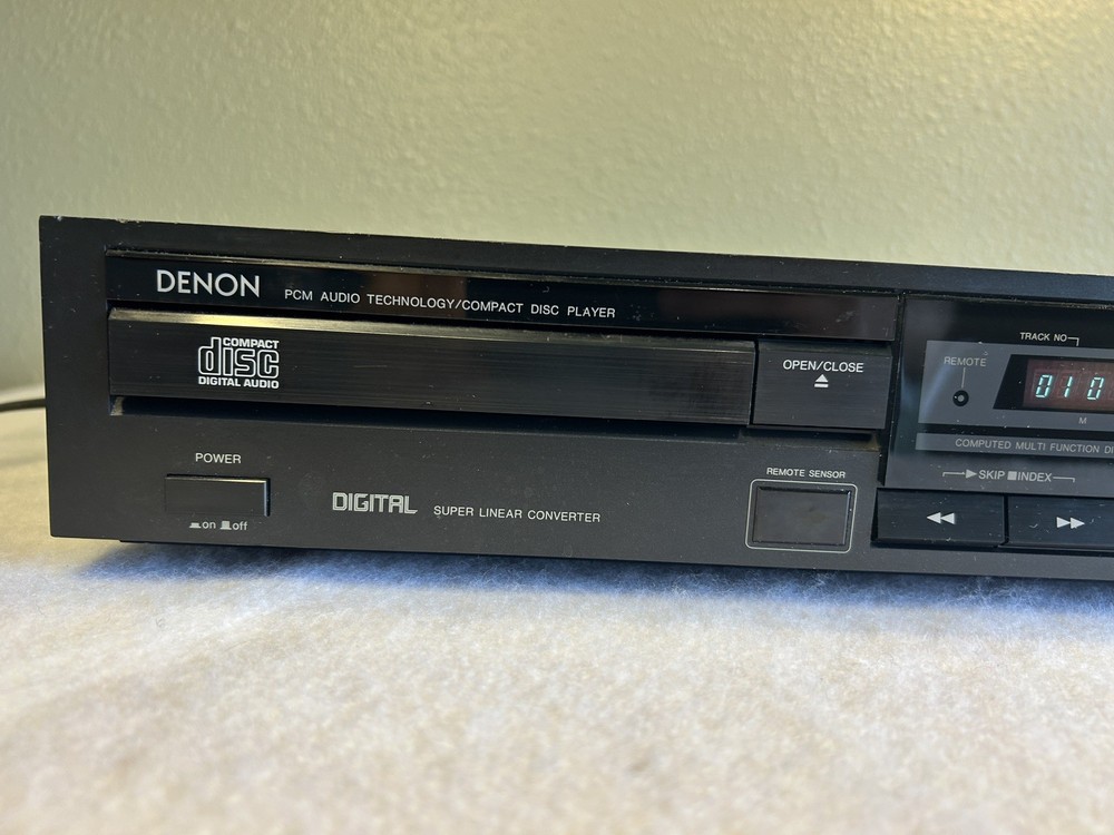 Denon DCD-1100 Digital PCM Audio CD Player - TESTED Working!
