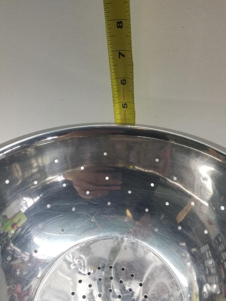 Stainless Colander Strainer Footed Base Handles Kitchen Large 11 1/2”x4 1/4”