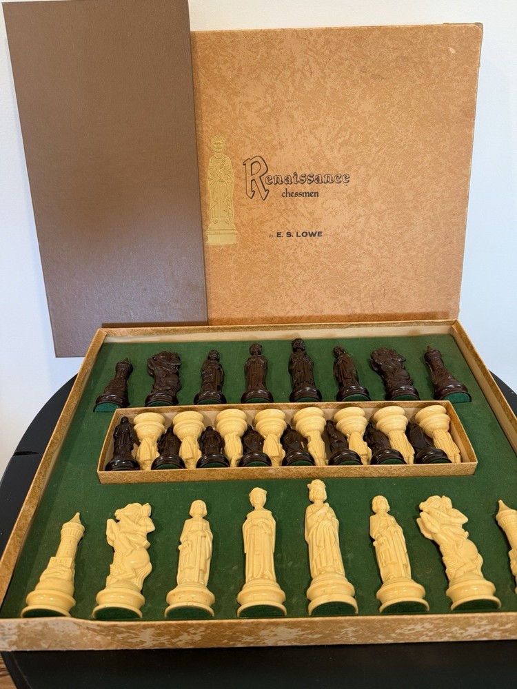 Vintage Renaissance Chess Set Figural E.S. Lowe Complete w Box Display Decor