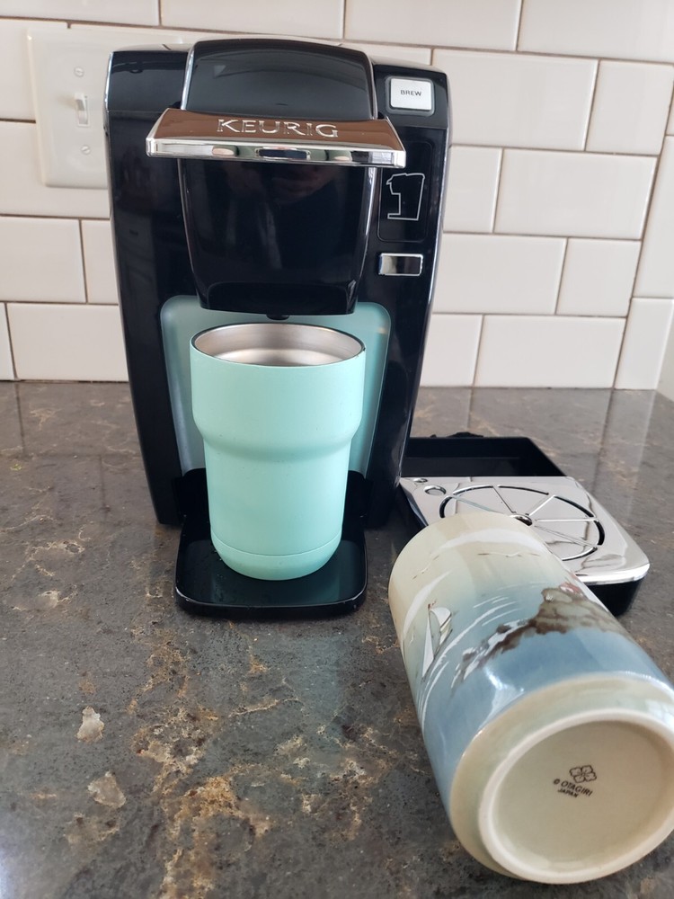 Keurig B31 Coffee Machine Retractable Cord Single Cup Mini Space Saver