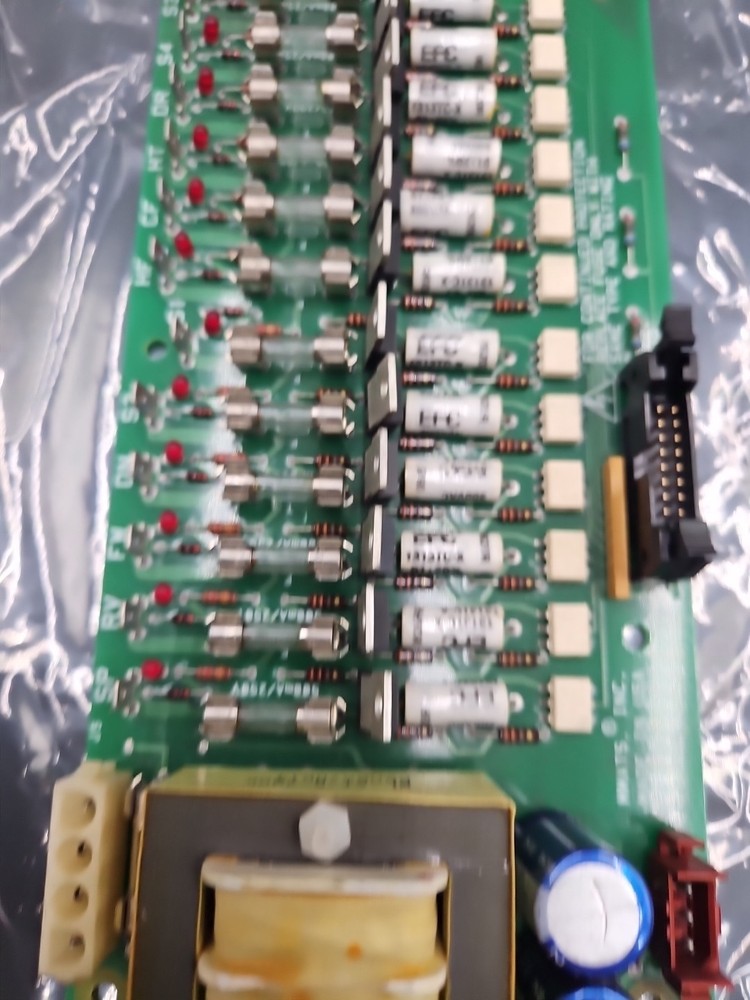 Generic OUTPUT BOARD,S COMPUTER (WE7) 110/220V 370554