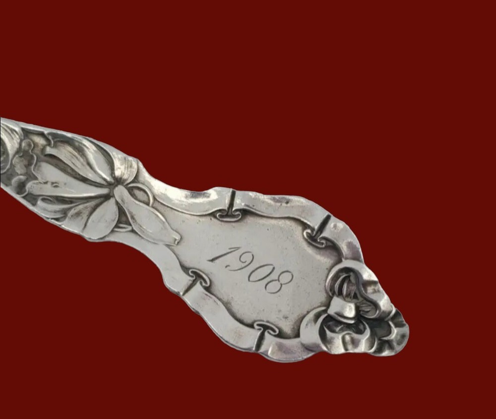 Lily by Wallace Sterling Teaspoon Dated 1908 and Mabel 13204