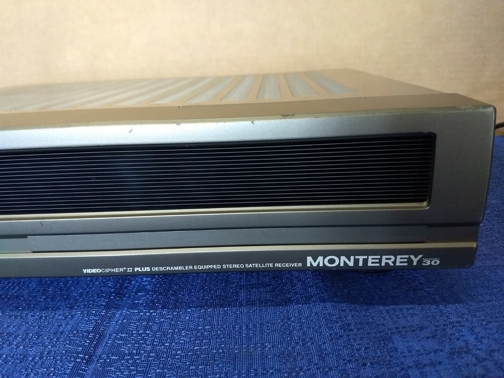 Chaparral Communications VideoCipher II Plus Satellite Receiver Monterey mod. 30