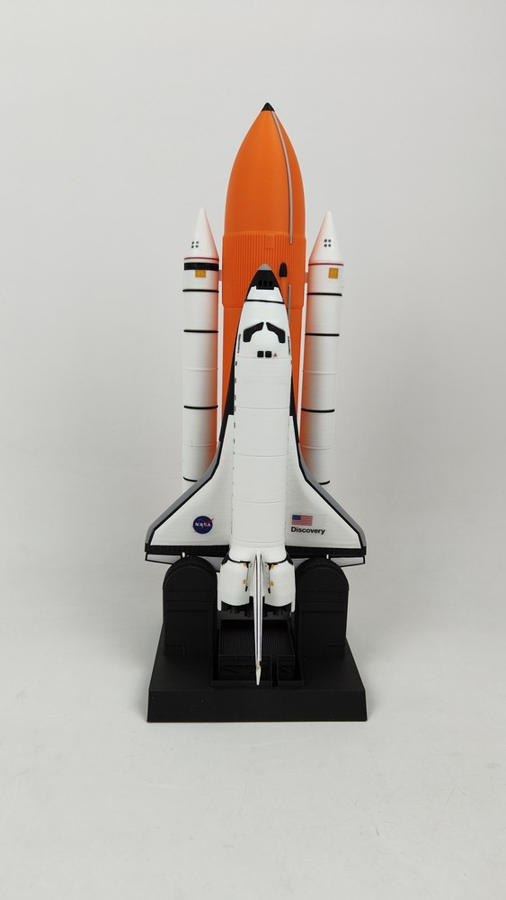 1:200 Scale STS Discovery OV-103 Space Shuttle Model Painted Finished