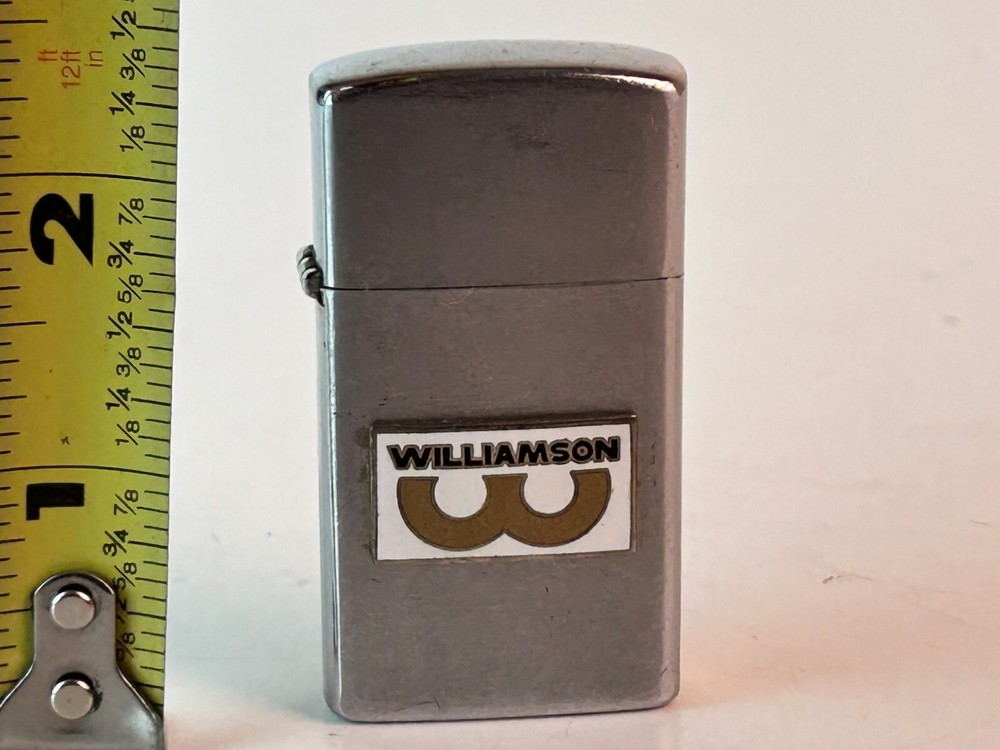 Penguin Japan "Williamson" Cigarette Lighter, Original