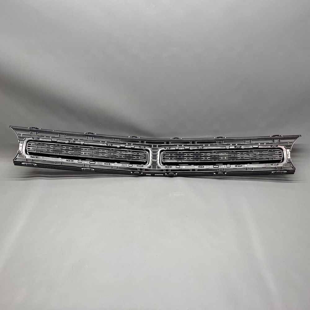 DODGE CHALLENGER FRONT GRILLE 2015 2016 2017 2018 2019 OEM 9403971