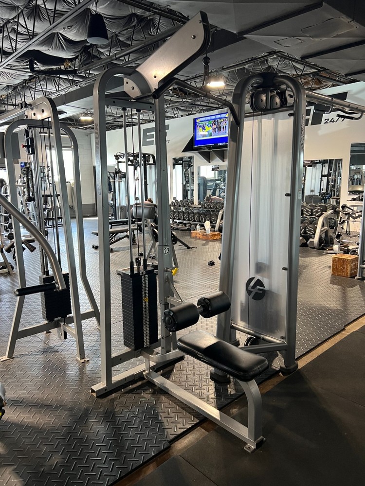Nautilus Lat Pulldown Heavy Stack