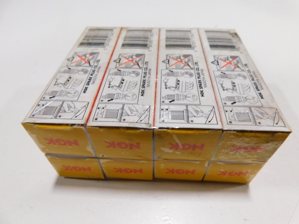 S26T2 7677 BMR2A 8 NGK Spark Plugs CF
