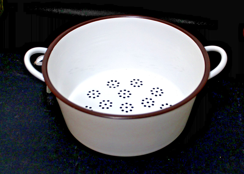 White Enamelware Colander Pan Round with Handles Magnolia Bakery