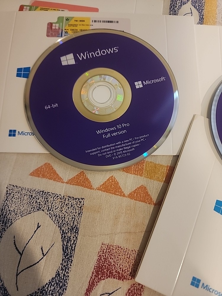 Microsoft Windows 10 Pro 64 Bit