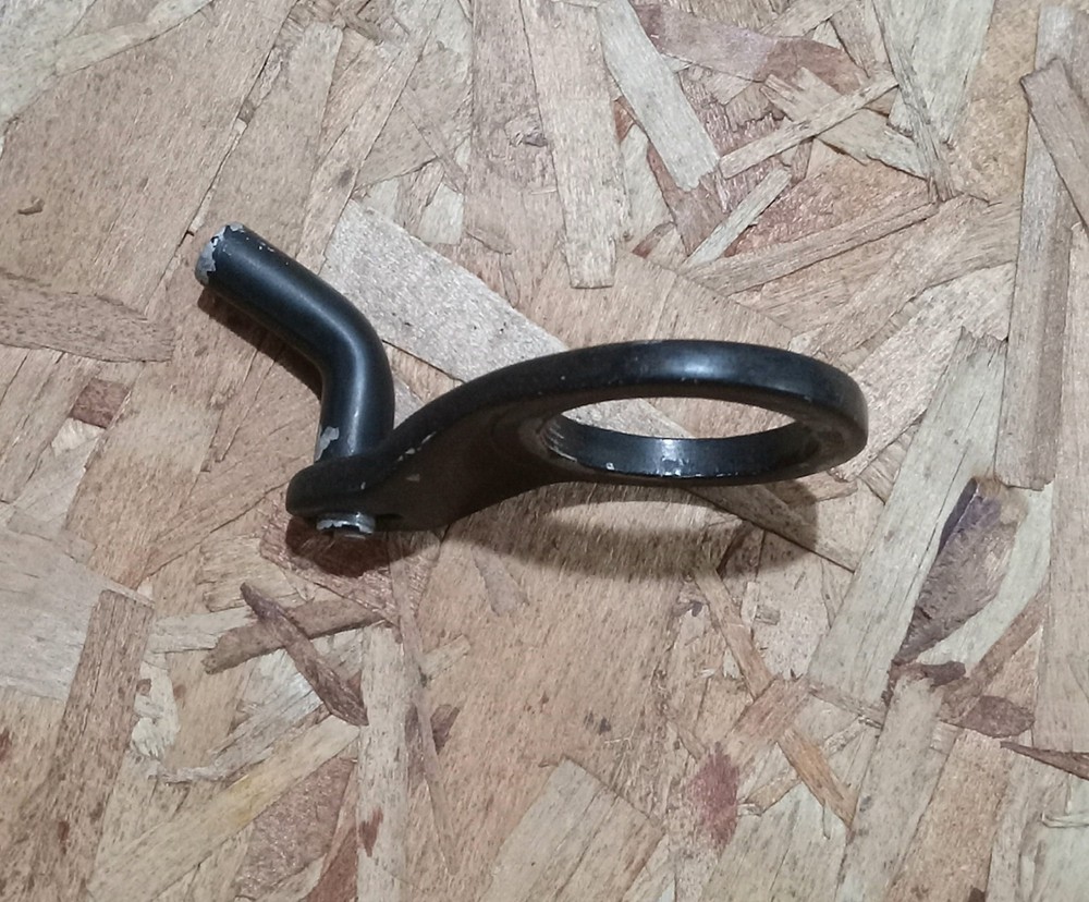 HL Alloy Front Brake Cable Hanger 1 1/8' Threaded