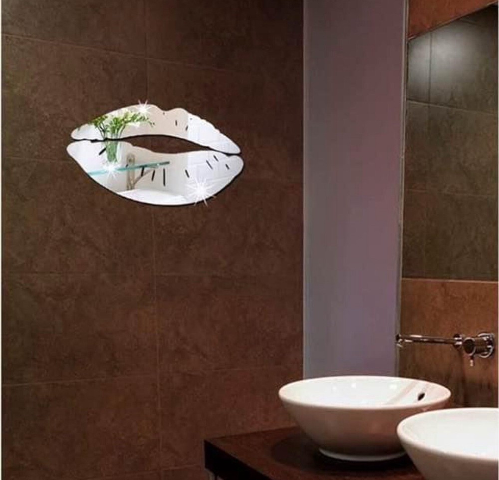 ***BRAND NEW*** Mirror Lips Vanity Decor